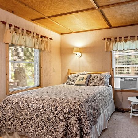 Experience The Charm Of Silver Lake At Parrothead Retreat Mears Ngoại thất bức ảnh